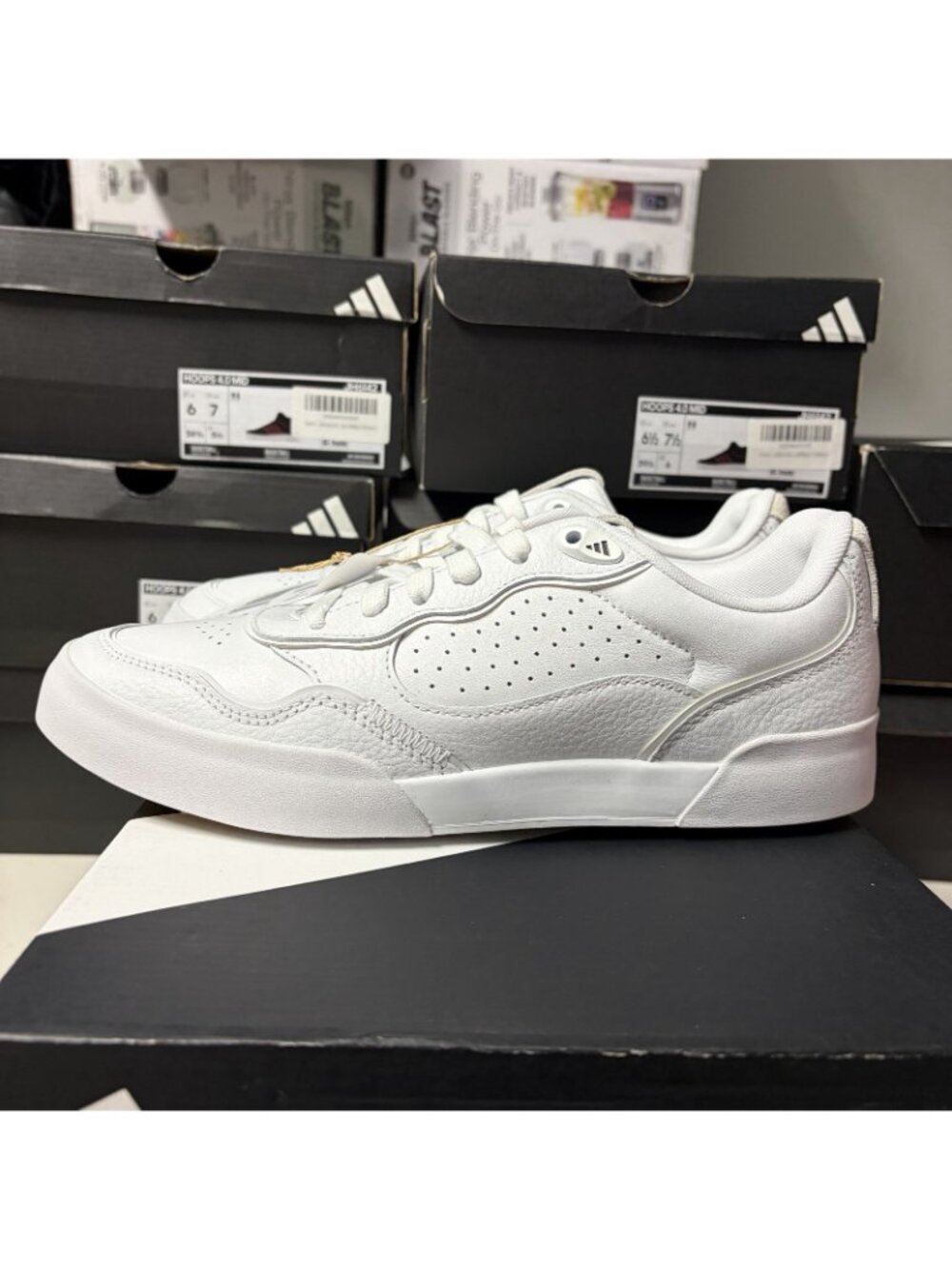Adidas Mens Retrocross 25 Spikeless Golf Shoes Size 7 M White/Gum - IH3396 - Picture 4 of 8